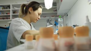 STOMATOLOGIA DE LA A LA Z 24.00_05_34_05.Still008