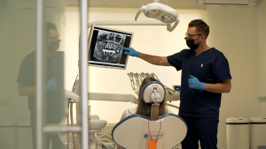 FAST&FIXED.00_02_12_40.Still002