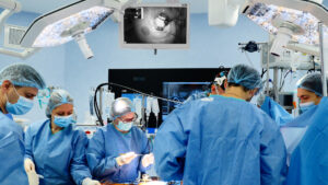 Tratamentul-afectiunilor-valvulare-aortice-Prof-COSTACHE.00_00_26_27.Still006