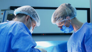 Tratamentul-chirurgical-pentru-cancerul-bronhopulmonar.00_00_44_28.Still007