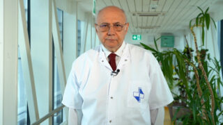 prof IRINEL POPESCU.mp4.00_00_10_23.Still001