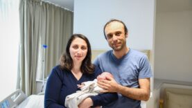 Fetita-nascuta-prematur-cu-doar-740-de-grame-SANADOR-2